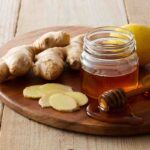 Acqua, limone e zenzero: perché sempre più italiani iniziano la giornata così (e fanno bene!)